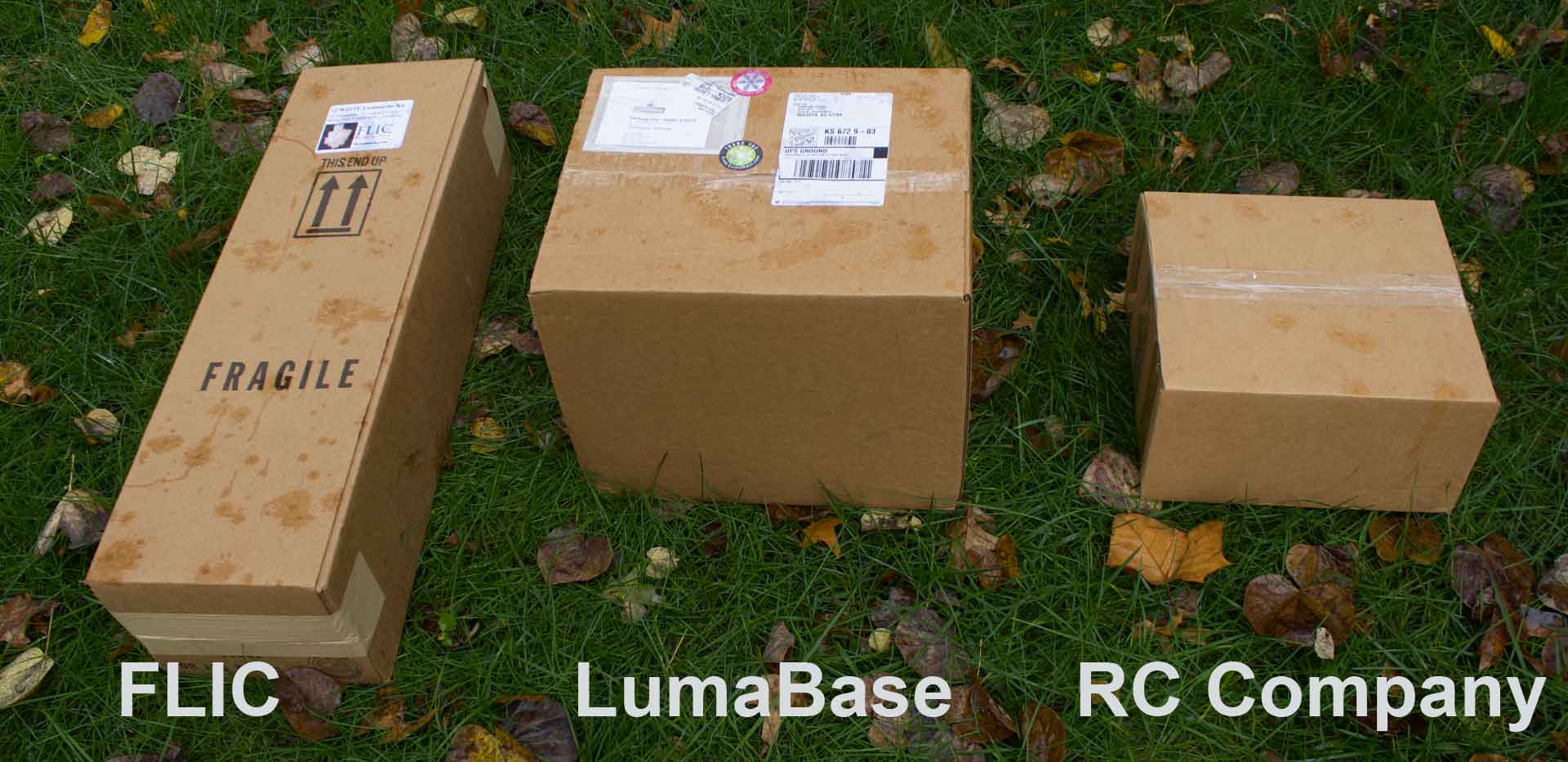 Compare luminaries shipping boxes